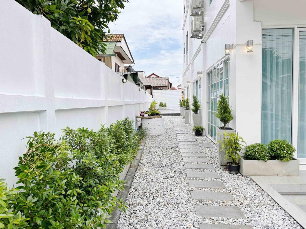 A Pousada The White House Rachamankha เดอะ ไวท์เฮ้าส์ ราชมรรคา Chiang Mai Exterior foto