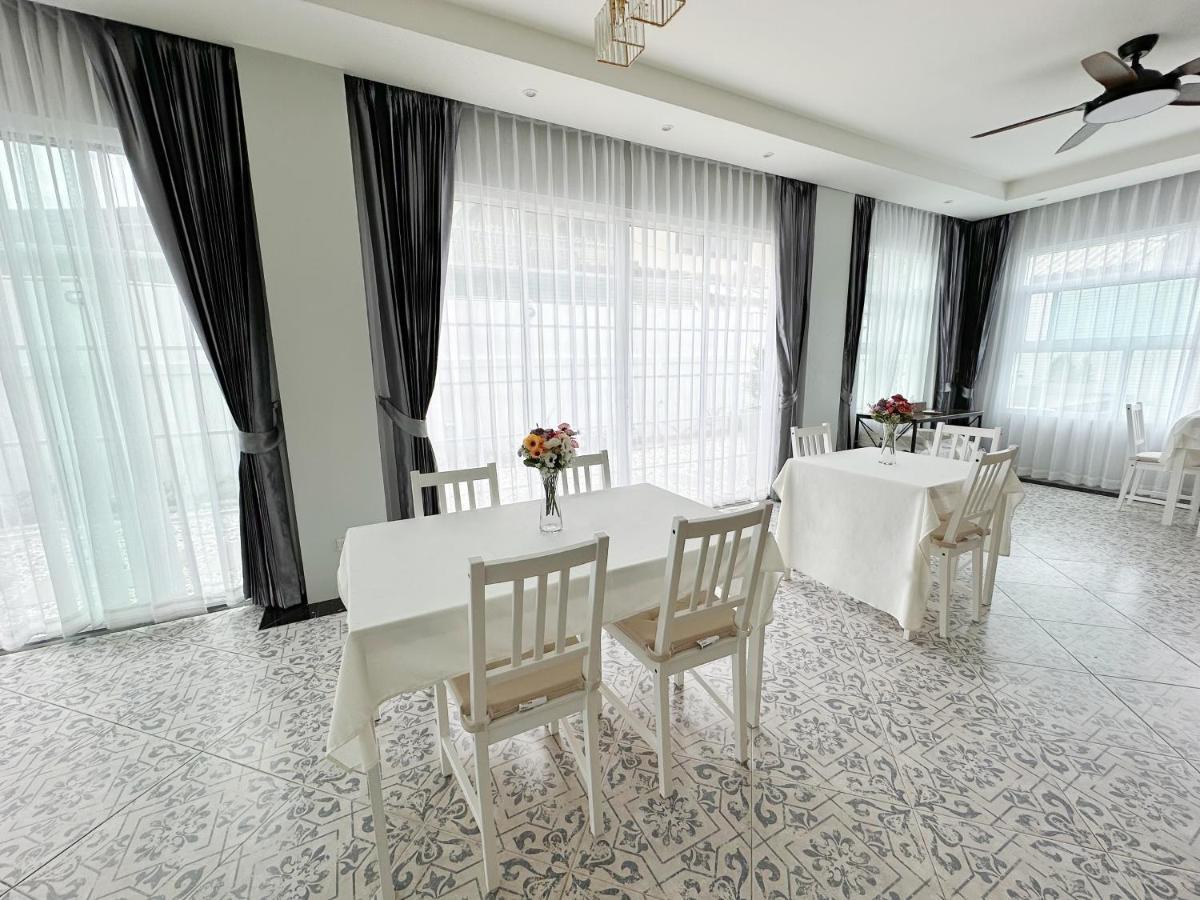 A Pousada The White House Rachamankha เดอะ ไวท์เฮ้าส์ ราชมรรคา Chiang Mai Exterior foto