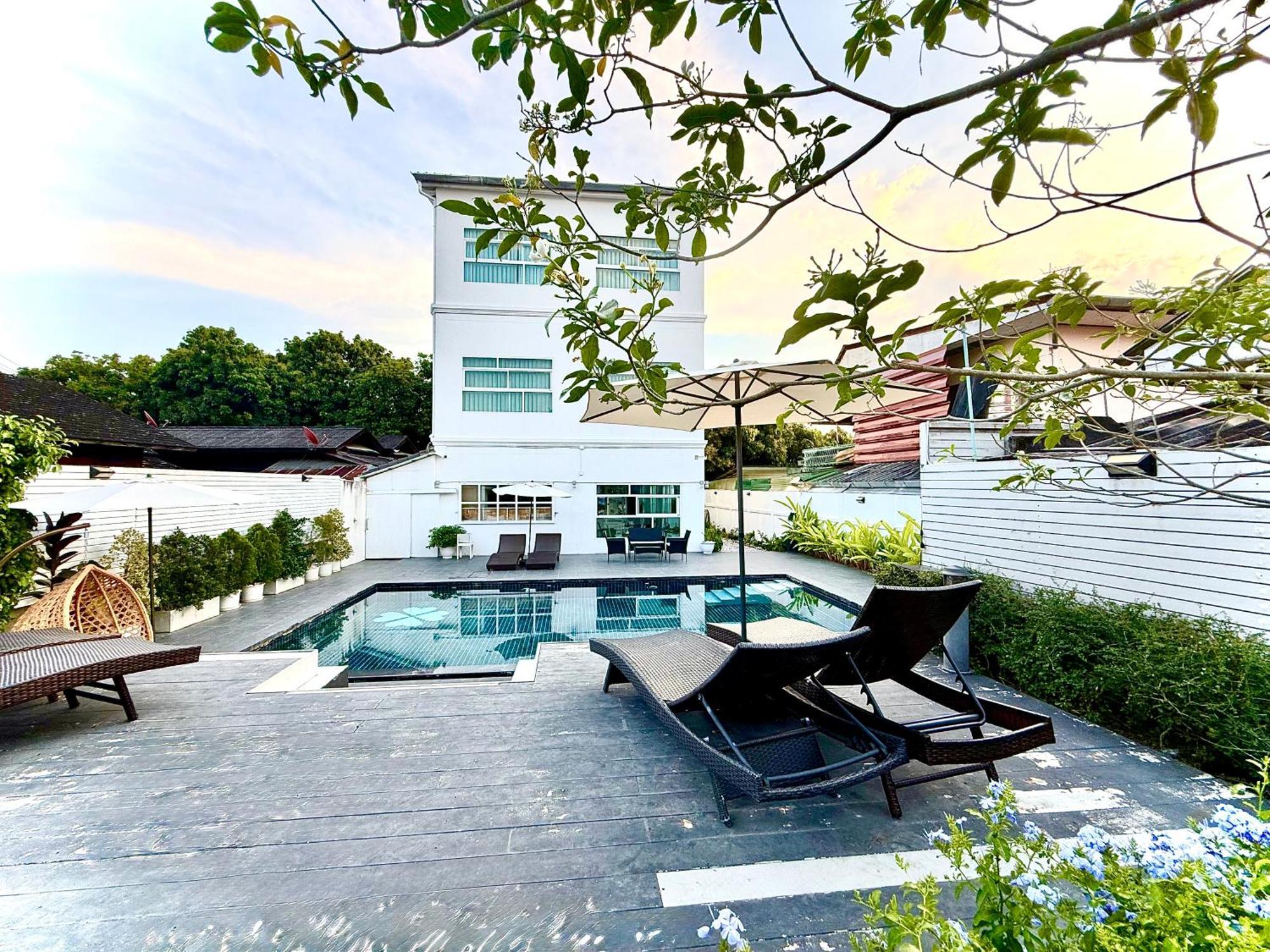 A Pousada The White House Rachamankha เดอะ ไวท์เฮ้าส์ ราชมรรคา Chiang Mai Exterior foto