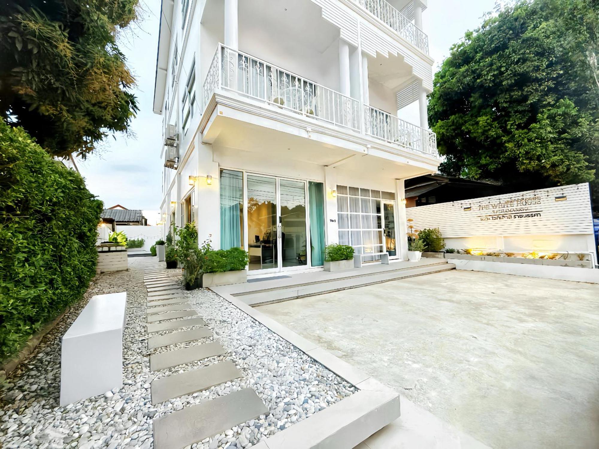 A Pousada The White House Rachamankha เดอะ ไวท์เฮ้าส์ ราชมรรคา Chiang Mai Exterior foto